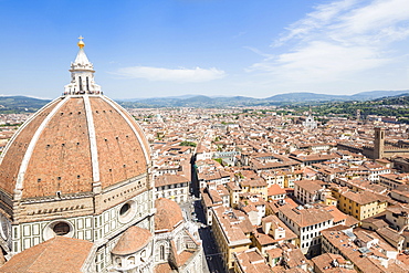 The Brunelleschi's Dome frames the old medieval city of Florence, UNESCO World Heritage Site, Tuscany, Italy, Europe