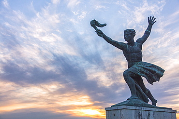 Statue of Liberation Monument, The Citadel, Gellert Hill, Budapest, Hungary, Europe