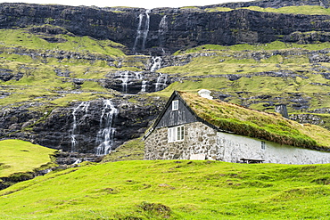 Traditional house with grass roof, Saksun, Streymoy island, Faroe Islands, Denmark, Europe