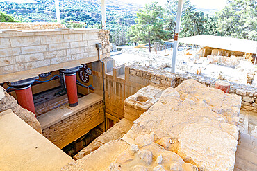 Old ruins and colonnade of the underground Minoan Palace of Knossos, Heraklion, Crete, Greek Islands, Greece, Europe