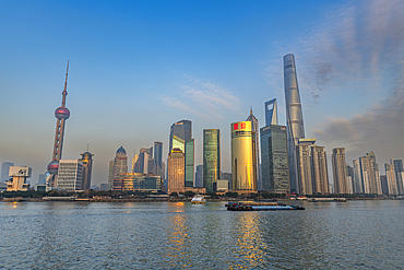 Pudong seen from the Bund, waterfront area, Central Shanghai at sunset, Shanghai, China, Asia