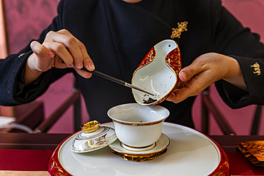 Tea ceremony, Kulangsu International Settlement, UNESCO World Heritage Site, Xiamen, Fujian, China, Asia