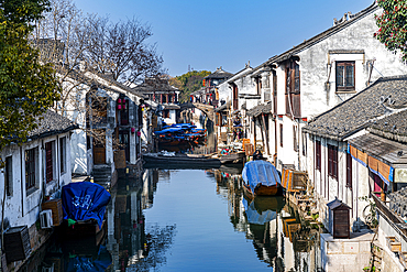 Water channel, Zhouzhuang water town, Jiangsu, China, Asia