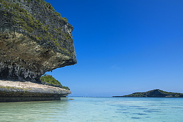 The grey Lekiny cliffs, Ouvea, Loyalty Islands, New Caledonia, Pacific