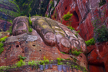 Leshan Giant Buddha, the largest stone Buddha on earth, Mount Emei Scenic Area, UNESCO World Heritage Site, Leshan, Sichuan, China, Asia