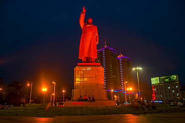 Illuminated statue of Mao, Dandong, Liaoning, China, Asia