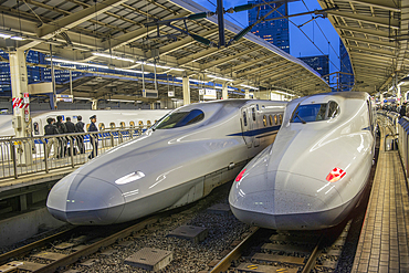 Two bullet trains, Shinkanzen train station, Tokyo, Honshu, Japan, Asia