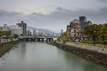 Atomic Bomb Dome (Genbaku Dome), Hiroshima Peace Memorial, UNESCO World Heritage Site, Hiroshima, Honshu, Japan, Asia