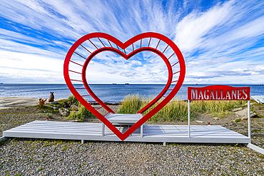 Heart sign, Nao Victoria Museo, Shoreline of Punta Arenas, Patagonia, Chile, South America