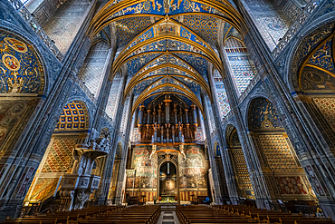 Interior of the Cathedral Sainte-Cecile, UNESCO World Heritage Site, Albi, Midi-Pyrenees, France, Europe