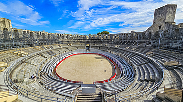 Roman Amphitheatre, Arles, UNESCO World Heritage Site, Bouches du Rhone, Provence-Alpes-Cote d'Azur, France, Europe