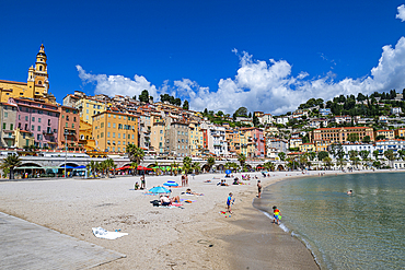 Seaside town of Menton, Alpes Maritimes, Provence-Alpes-Cote d'Azur, French Riviera, France, Europe