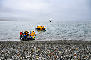 Rocky beach, Beechey island, Nunavut, Canadian Arctic, Canada, North America