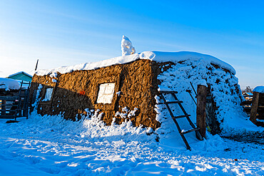 Building made out of cow dung, Uolba village, Road of Bones, Sakha Republic (Yakutia), Russia, Eurasia