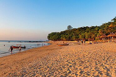 Sunset on Relax Bay beach, Koh Lanta, Thailand, Southeast Asia, Asia