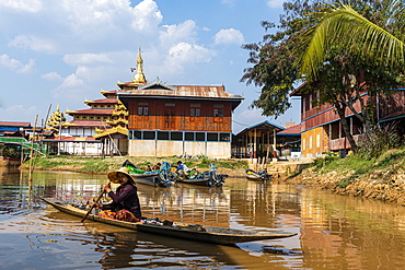 Canoes, Inle Lake, Shan state, Myanmar (Burma), Asia