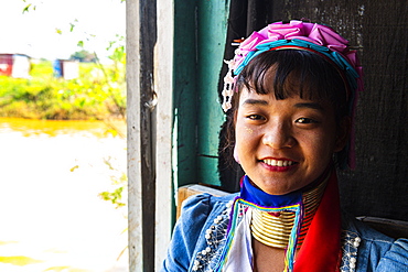 Long-necked woman from Padaung Tribe, Inle Lake, Shan state, Myanmar (Burma), Asia