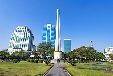 Obelisk in the Mahabandoola Garden, downtown Yangon (Rangoon), Myanmar (Burma), Asia