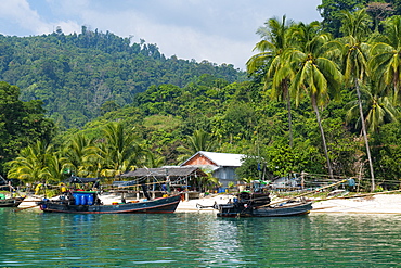 Moken, sea gypsy village on a white sand beach on Dome Island, Mergui (Myeik) Archipelago, Myanmar (Burma), Asia