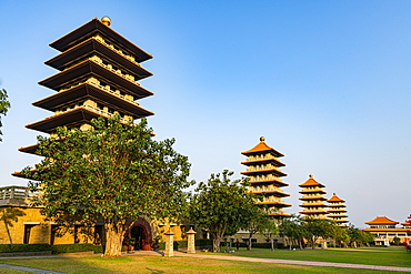 Fo Guang Shan Monastery, Fo Guang Mountain (Shan), Taiwan, Asia