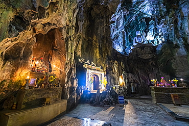 Little temple in a cave, Marble Mountains, Da Nang, Vietnam, Indochina, Southeast Asia, Asia