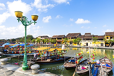 River front in the old town of Hoi An, UNESCO World Heritage Site, Vietnam, Indochina, Southeast Asia, Asia