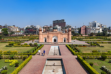 Tomb of Bibi Pari, Lalbagh Fort (Fort Aurangabad), Dhaka, Bangladesh, Asia