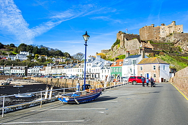 The town of Mont Orgueil and its castle, Jersey, Channel Islands, United Kingdom, Europe 