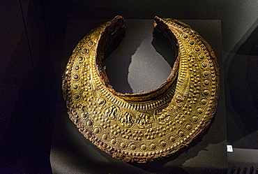 Golden treasuries in the burial mound, Aigai, Vergina, UNESCO World Heritage Site, Greece, Europe