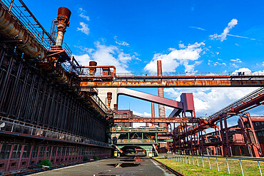 Coking Plant, Zollverein Coal Mine Industrial Complex, UNESCO World Heritage Site, Essen, Ruhr, North Rhine-Westphalia, Germany, Europe