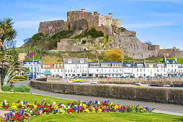 The town of Mont Orgueil and its castle, Jersey, Channel Islands, United Kingdom, Europe 