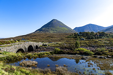 Sligachan Old Bridge, Black Cuillin ridge, Isle of Skye, Inner Hebrides, Scotland, United Kingdom, Europe