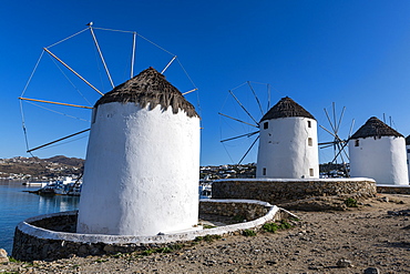 The Windmills (Kato Milli), Horta, Mykonos, Cyclades, Greek Islands, Greece, Europe