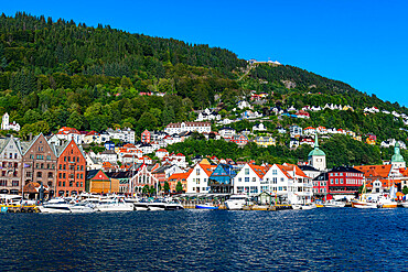 Bryggen, series of Hanseatic buildings, UNESCO World Heritage Site, Bergen, Norway, Scandinavia, Europe