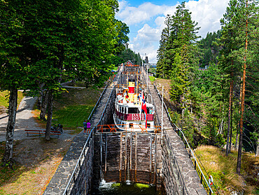 Tourist boat in the Vrangfoss locks, Telemark Canal, Norway, Scandinavia, Europe