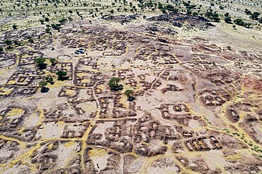 Aerial of the former Tuareg capital of Agadez, Air Mountains, Niger, Africa