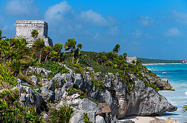 Pre-Columbian Mayan walled city of Tulum, Quintana Roo, Mexico, North America