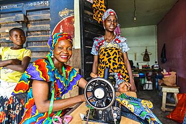 Friendly tailors, Ibadan, Nigeria, West Africa, Africa