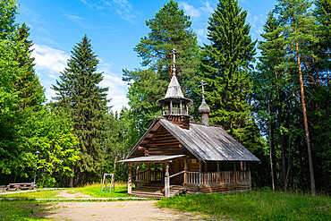 Little wooden chapel, Malye Korely, Little Karelia, Arkhangelsk, Russia, Europe