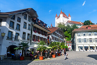 Thun Castle overlooking Thun, Canton of Bern, Switzerland, Europe