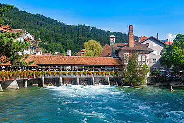 Untere Schleuse bridge over the Aare, Thun, Canton of Bern, Switzerland, Europe