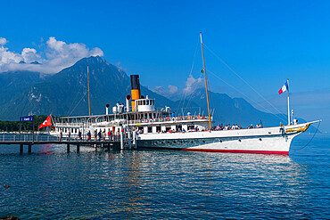 Ferry in Villeneuve on Lake Geneva, Vaud, Switzerland, Europe