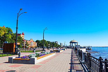 Embankment of the Amur River, Blagoveshchensk, Amur Oblast, Russia, Eurasia