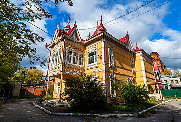 Peacock wooden house, Tomsk, Tomsk Oblast, Russia, Eurasia