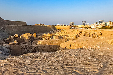 Qal'at al-Bahrain (Bahrain Fort), UNESCO World Heritage Site, Kingdom of Bahrain, Middle East