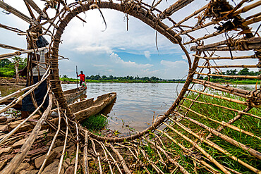 Fishing basket of the Wagenya tribe, Kisangani, Congo River, Democratic Republic of the Congo, Africa