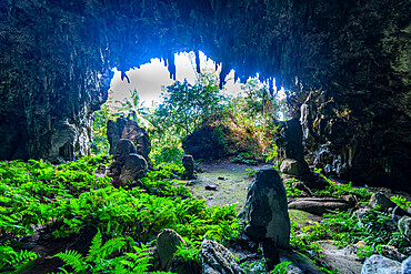 A'eo Cave, Rurutu, Austral islands, French Polynesia, South Pacific, Pacific