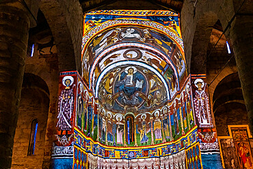 Romanesque church interior, Sant Climent de Taull, UNESCO World Heritage Site, Vall de Boi, Catalonia, Spain, Europe