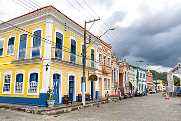 Colonial houses, Iguape, State of Sao Paulo, Brazil, South America