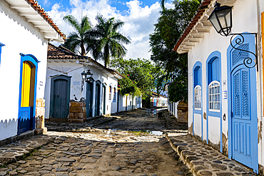 Colonial buildings, Paraty, UNESCO World Heritage Site, Brazil, South America